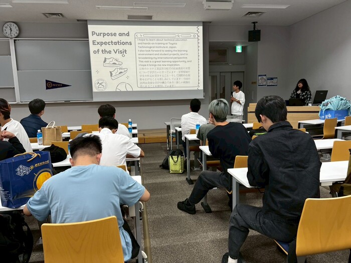 📢 環資學院能源電池專班國際交流參訪圖片